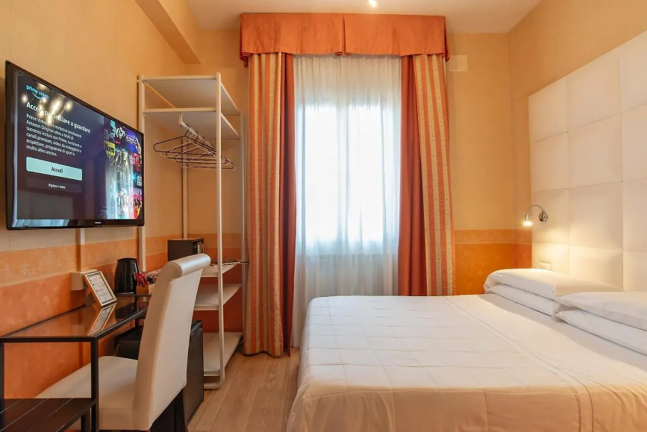 ***  Hotel Jane Флоренция Италия