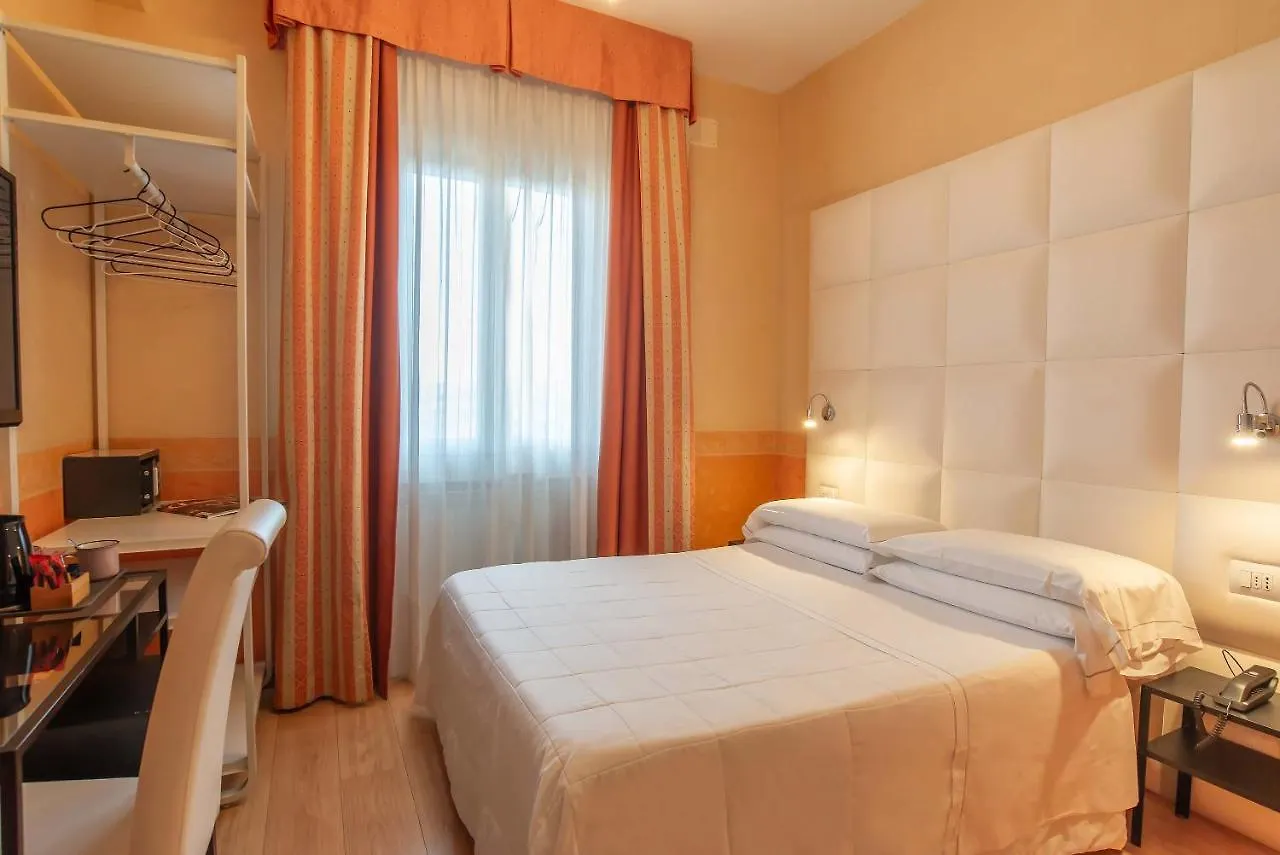 Hotel Jane Флоренция